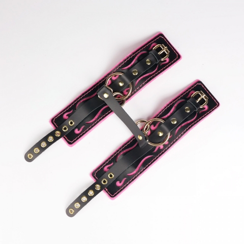 Crazy Hand Made Оковы с розовой строчкой Crazy Hand Made Оковы с розовой строчкой